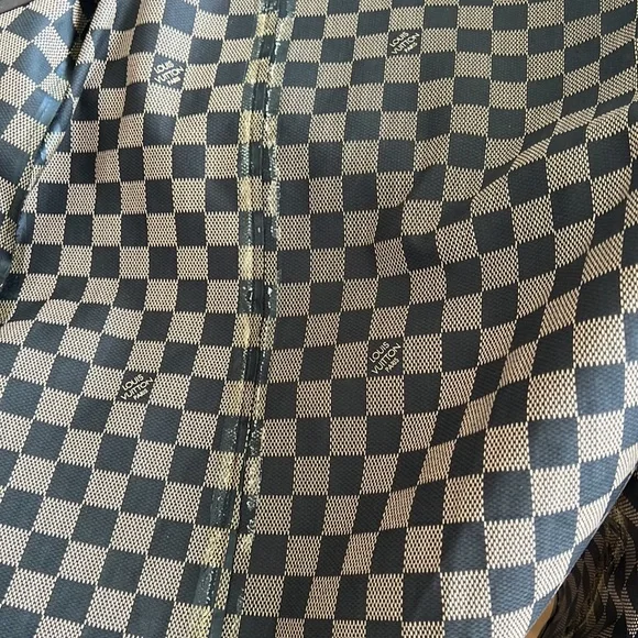 Original Louis Vuitton rain coat - Picture 14 of 14